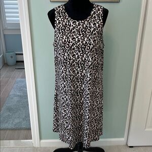 Anne Klein Black, White & Tan Animal Print Midi Dress EUC